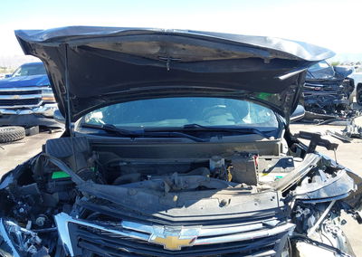 2022 Chevrolet Equinox Fwd Lt, Front & Rear damage, Iaai lot 45340761, photo 10 of 15