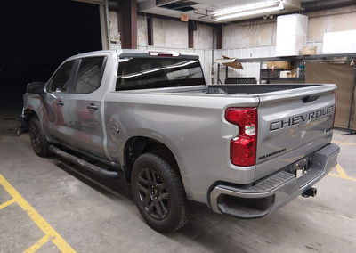 2024 Chevrolet Silverado 1500 2wd  Short Bed Custom, daño Frontal, Iaai lote 45089099, foto 3 de 16