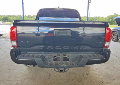 2021 Toyota Tacoma Limited, daño Vandalismo, Copart lote 55390246, foto 6 de 11