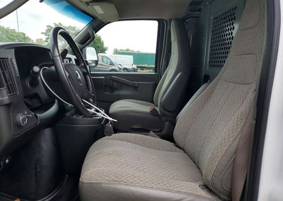 2023 Chevrolet Express 2500 Cargo Delivery Van, пошкодження: Бік, Copart лот 59701316, фото 7 з 13