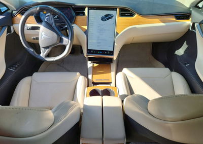 2019 Tesla Model S, daño Generalizado, Copart lote 53295366, foto 8 de 12