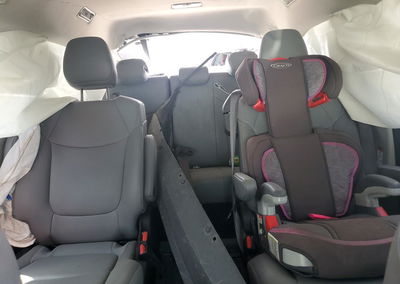 2023 Toyota Sienna Xle, Rear End damage, Copart lot 67037055, photo 10 of 14