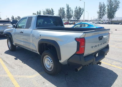 2025 Toyota Tacoma Sr, daño Frontal, Iaai lote 45146034, foto 3 de 17