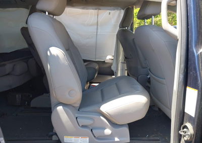 2019 Toyota Sienna Xle 8 Passenger, daño Frontal, Iaai lote 44853513, foto 8 de 15
