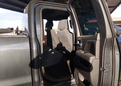 2019 Chevrolet Silverado 1500 Ld Lt, daño Lateral izquierdo, Iaai lote 45444472, foto 8 de 22