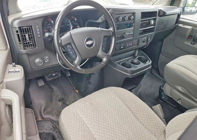 2023 Chevrolet Express 2500 Cargo Delivery Van, пошкодження: Бік, Copart лот 59701316, фото 8 з 13