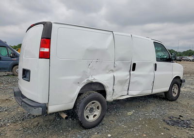 2023 Chevrolet Express 2500 Cargo Delivery Van, пошкодження: Бік, Copart лот 59701316, фото 3 з 13