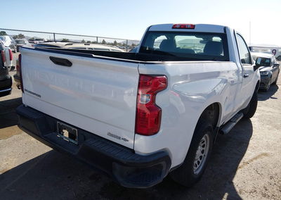 2022 Chevrolet Silverado 1500 2wd  Standard Bed Wt, daño Lateral izquierdo, Iaai lote 45003220, foto 4 de 18
