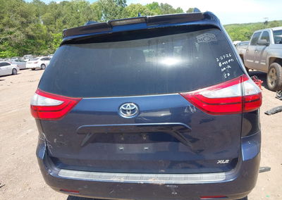 2019 Toyota Sienna Xle 8 Passenger, daño Frontal, Iaai lote 44853513, foto 15 de 15