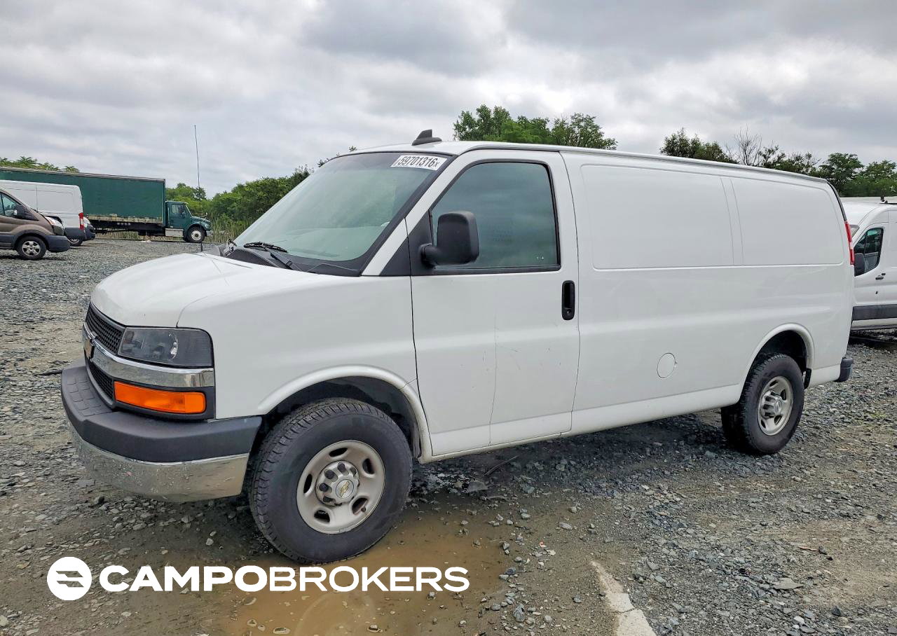2023 Chevrolet Express 2500 Cargo Delivery Van, пошкодження: Бік, Copart лот 59701316