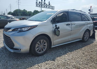 2023 Toyota Sienna Xle, uszkodzenie: Tył, Copart lot 67037055