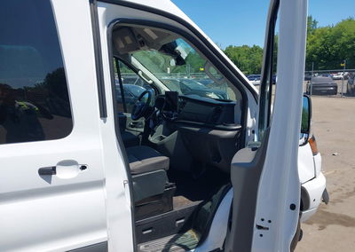2025 Ford Transit-350 Passenger Van Xlt, daño Frontal, Iaai lote 45713848, foto 5 de 17