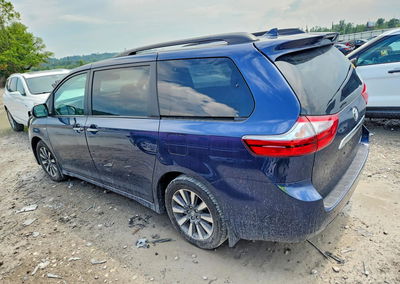 2020 Toyota Sienna Limited 7-passenger, daño Frontal, Copart lote 59866536, foto 2 de 13