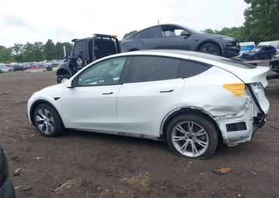 2021 Tesla Model Y Long Range Dual Motor All-wheel Drive, uszkodzenie: Tył, Iaai lot 45393228, zdjęcie 14 z 18