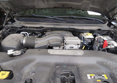2022 Jeep Wagoneer Series Ii 4x2, daño Lateral izquierdo, Iaai lote 45343001, foto 10 de 16