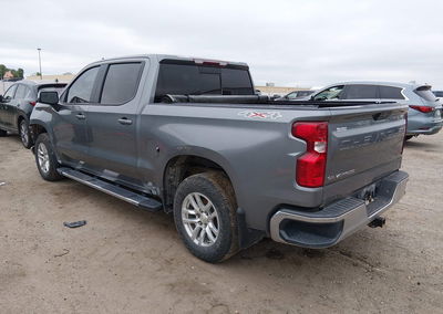 2020 Chevrolet Silverado 1500 4wd  Short Bed Lt, Front End damage, Iaai lot 44936310, photo 3 of 17