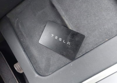 2021 Tesla Model Y Long Range Dual Motor All-wheel Drive, uszkodzenie: Tył, Iaai lot 45393228, zdjęcie 11 z 18