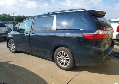 2019 Toyota Sienna Xle 8-passenger, daño Frontal, Copart lote 61553486, foto 2 de 15