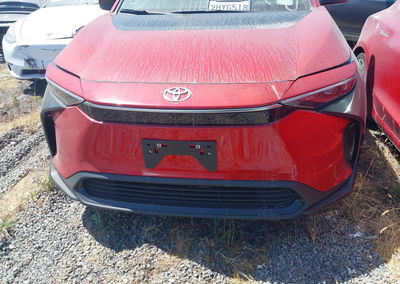 2023 Toyota Bz4x Xle, daño Left & Right Side, Iaai lote 45531742, foto 13 de 24