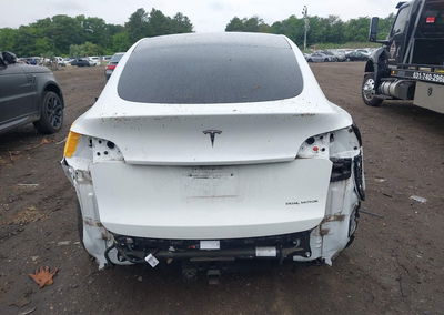 2021 Tesla Model Y Long Range Dual Motor All-wheel Drive, uszkodzenie: Tył, Iaai lot 45393228, zdjęcie 6 z 18