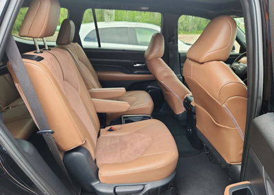 2025 Toyota Grand Highlander Hybrid Max Limited, пошкодження: Звичайний знос, Copart лот 62402206, фото 11 з 13