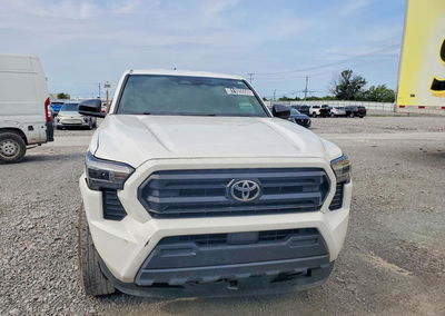 2024 Toyota Tacoma Sr, uszkodzenie: Bok, Copart lot 61105556, zdjęcie 5 z 7