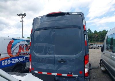 2021 Ford Transit-250 Cargo Van, daño Trasero, Iaai lote 45645956, foto 16 de 16