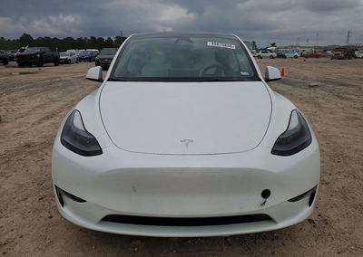 2023 Tesla Model Y, daño Lateral, Copart lote 49875856, foto 5 de 14