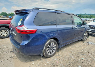 2020 Toyota Sienna Limited 7-passenger, daño Frontal, Copart lote 59866536, foto 3 de 13