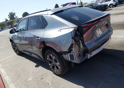 2024 Toyota Bz4x Xle, daño Lateral derecho, Iaai lote 45246897, foto 3 de 20