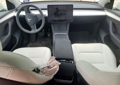 2023 Tesla Model Y, daño Lateral, Copart lote 49875856, foto 8 de 14
