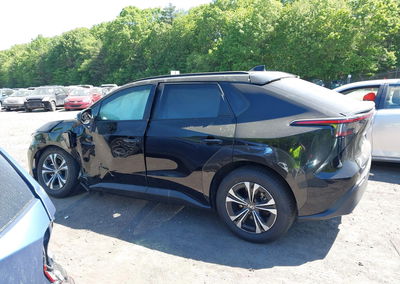 2025 Toyota Bz4x Xle, daño Lateral izquierdo, Iaai lote 45287486, foto 15 de 17