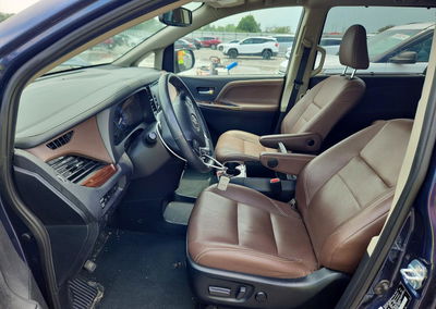 2020 Toyota Sienna Limited 7-passenger, daño Frontal, Copart lote 59866536, foto 7 de 13