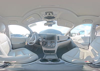 2019 Toyota Sienna Xle 8-passenger, daño Frontal, Copart lote 61553486, foto 15 de 15