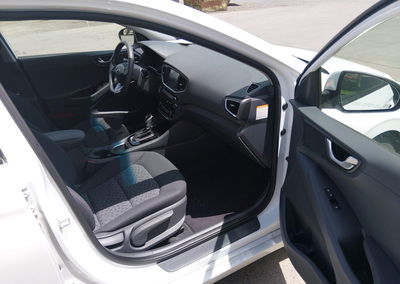2019 Hyundai Ioniq Hybrid Blue, daño Normal Wear & Tear, Iaai lote 45387020, foto 5 de 17