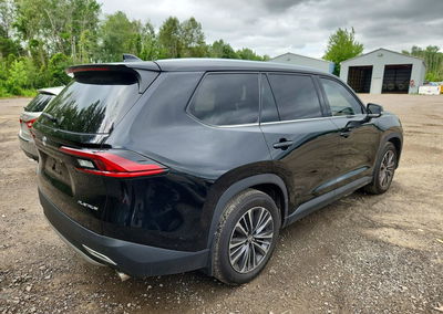 2025 Toyota Grand Highlander Hybrid Max Limited, пошкодження: Звичайний знос, Copart лот 62402206, фото 3 з 13