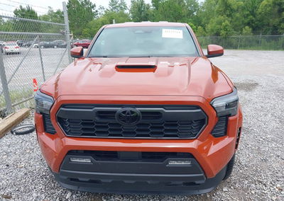 2025 Toyota Tacoma Hybrid Trd Sport 4wd, daño Lateral izquierdo, Iaai lote 45237514, foto 13 de 18