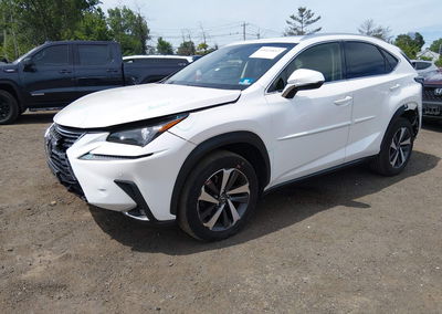 2019 Lexus Nx 300, daño Frontal, Iaai lote 45424812, foto 2 de 16