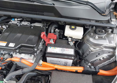 2025 Toyota Bz4x Limited, daño Lateral izquierdo, Iaai lote 44729519, foto 17 de 19