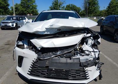 2023 Lexus Rx 350h Premium, Front End damage, Iaai lot 45241647, photo 12 of 16