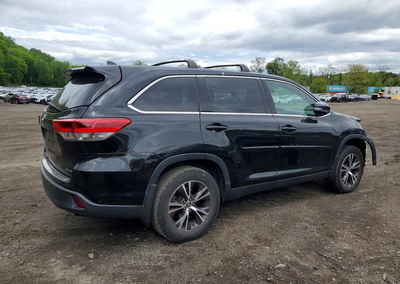 2019 Toyota Highlander Le Plus, daño Frontal, Copart lote 53381036, foto 3 de 14