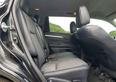 2019 Toyota Highlander Le Plus, daño Frontal, Copart lote 53381036, foto 11 de 14