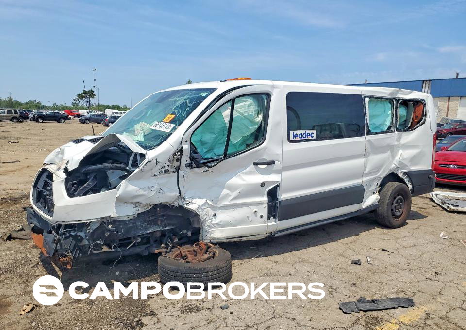 2019 Ford Trans 350, daño Frontal, Copart lote 56146146