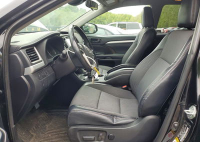 2019 Toyota Highlander Le Plus, daño Frontal, Copart lote 53381036, foto 7 de 14