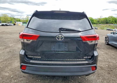 2019 Toyota Highlander Le Plus, daño Frontal, Copart lote 53381036, foto 6 de 14