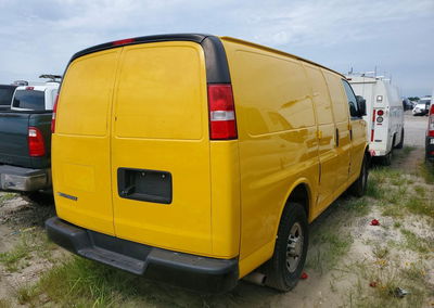 2021 Chevrolet Express G2500, daño Abolladuras/rayones menores, Copart lote 58947136, foto 3 de 12