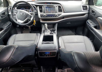 2019 Toyota Highlander Le Plus, daño Frontal, Copart lote 53381036, foto 8 de 14