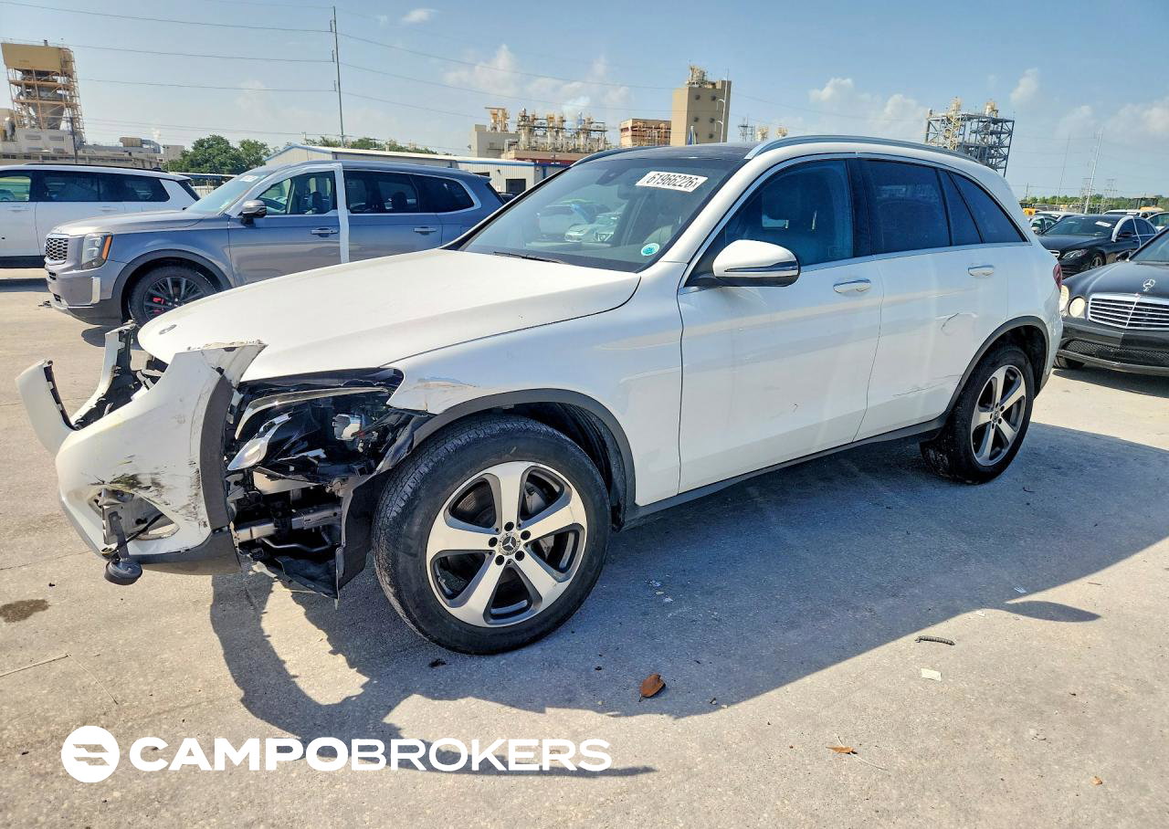 2019 Mercedes-benz Glc 300, daño Frontal, Copart lote 61966226