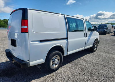 2022 Chevrolet Express G2500, Mechanical damage, Copart lot 61179476, photo 3 of 12