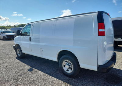 2022 Chevrolet Express G2500, Mechanical damage, Copart lot 61179476, photo 2 of 12